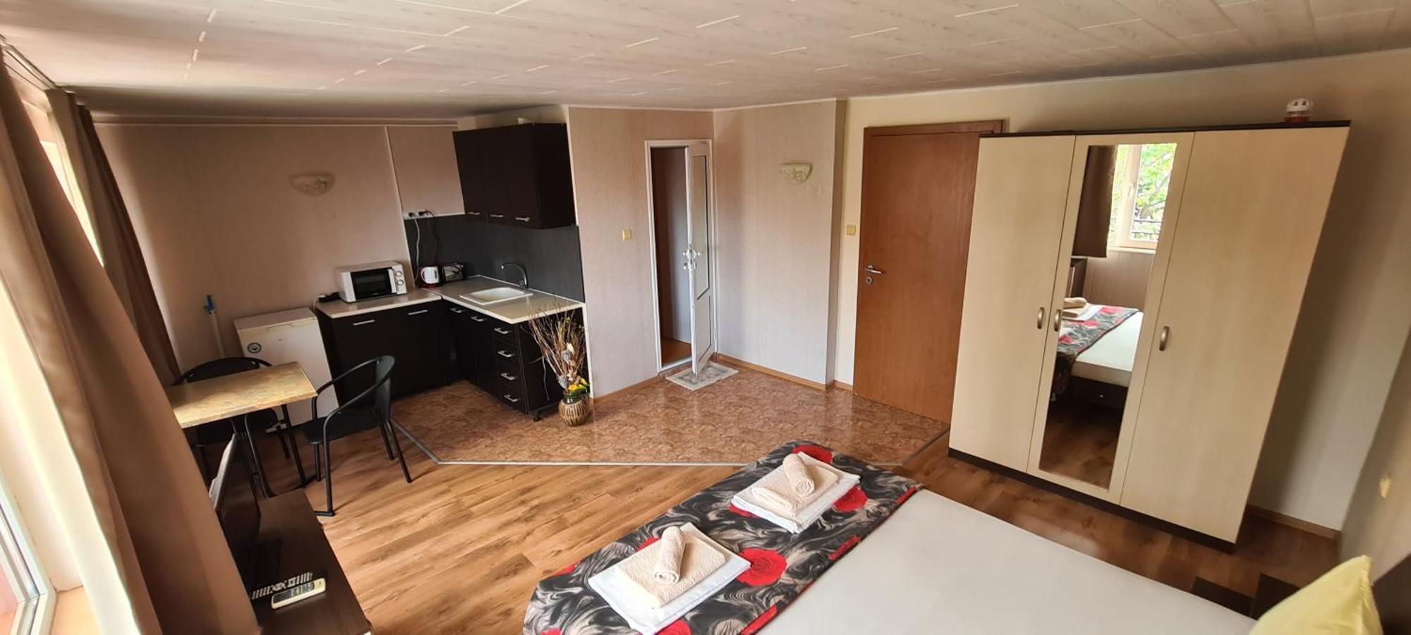 Sineva Guest House Равда Экстерьер фото