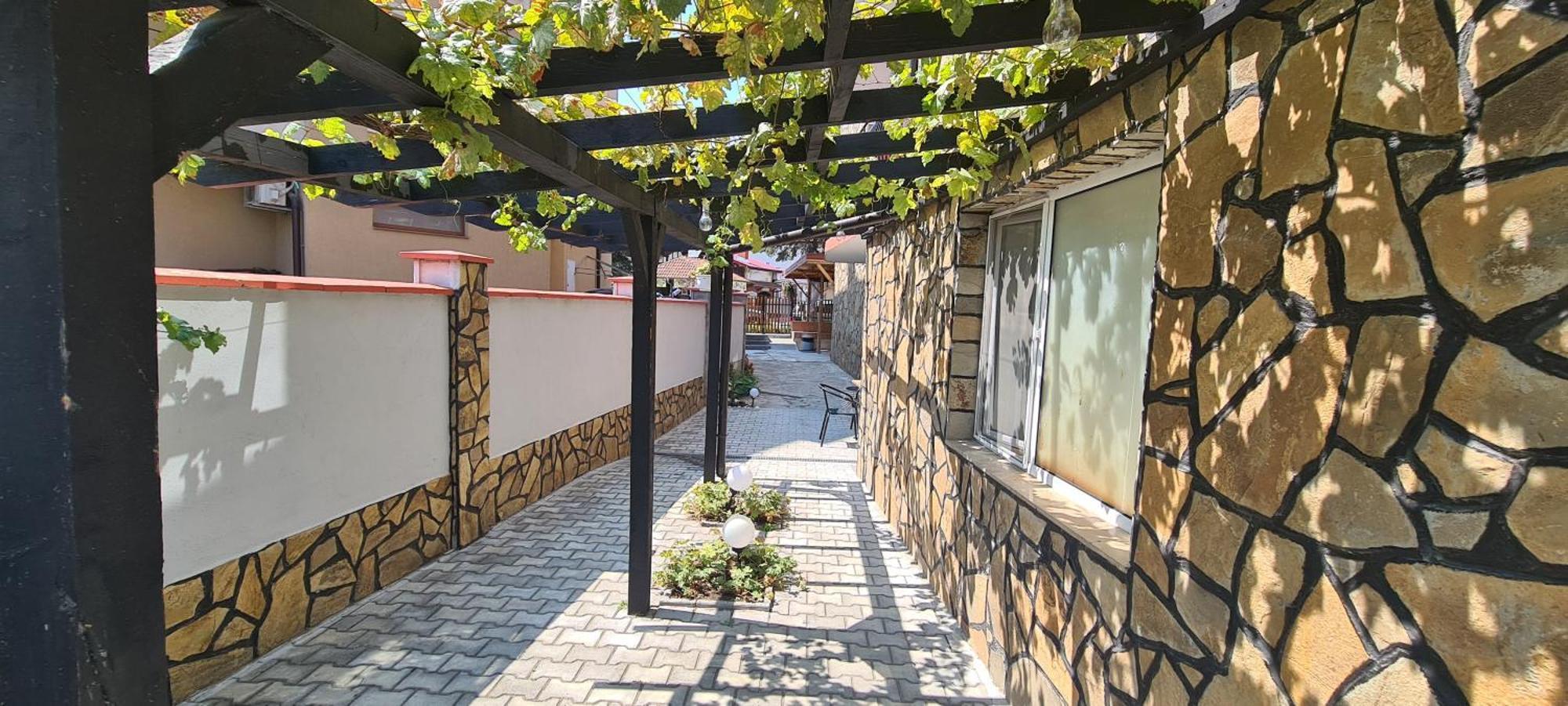 Sineva Guest House Равда Экстерьер фото